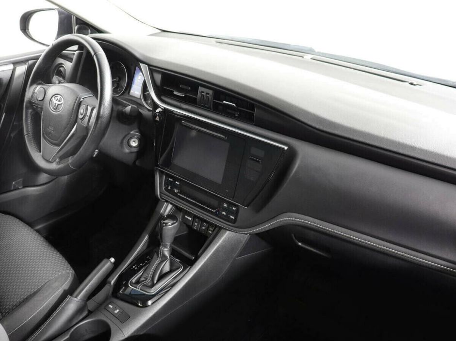 Toyota Corolla 1.8 CVT, 2017, 71 000 км фото 9