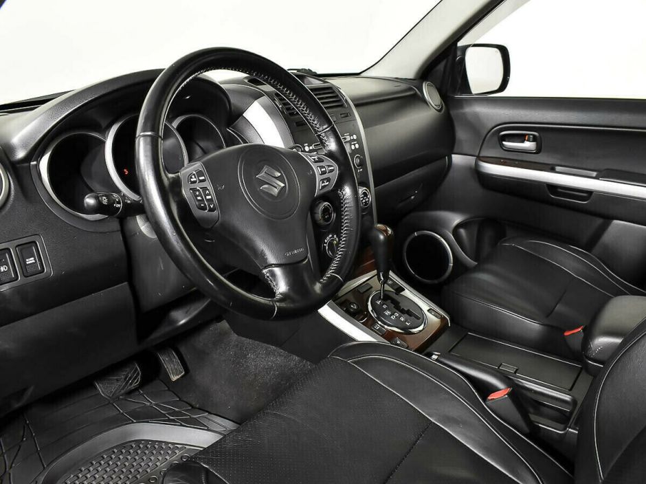 Suzuki Grand Vitara 2.0 АКПП, 2008, 190 000 км фото 5