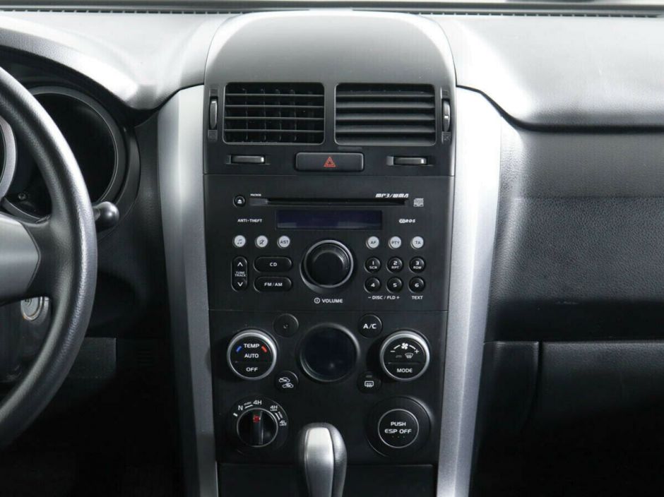 Suzuki Grand Vitara 2.4 АКПП, 2010, 170 000 км фото 6