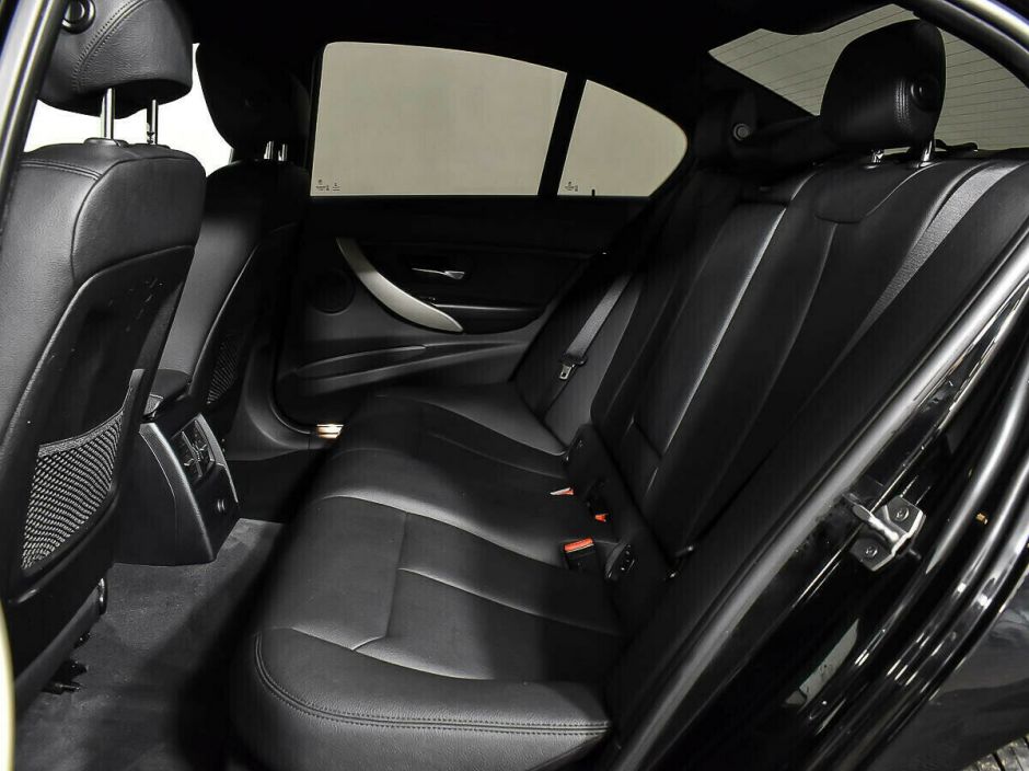 BMW 3 серии 1.5 АКПП, 2015, 96 000 км фото 13