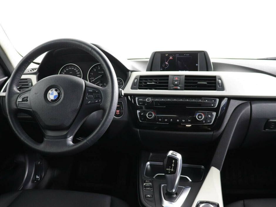 BMW 3 серии 1.5 АКПП, 2015, 110 000 км фото 8