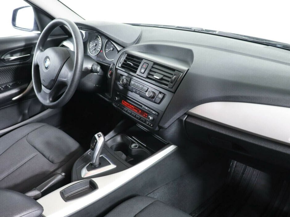 BMW 1 серии 1.6 АКПП, 2012, 140 000 км фото 8