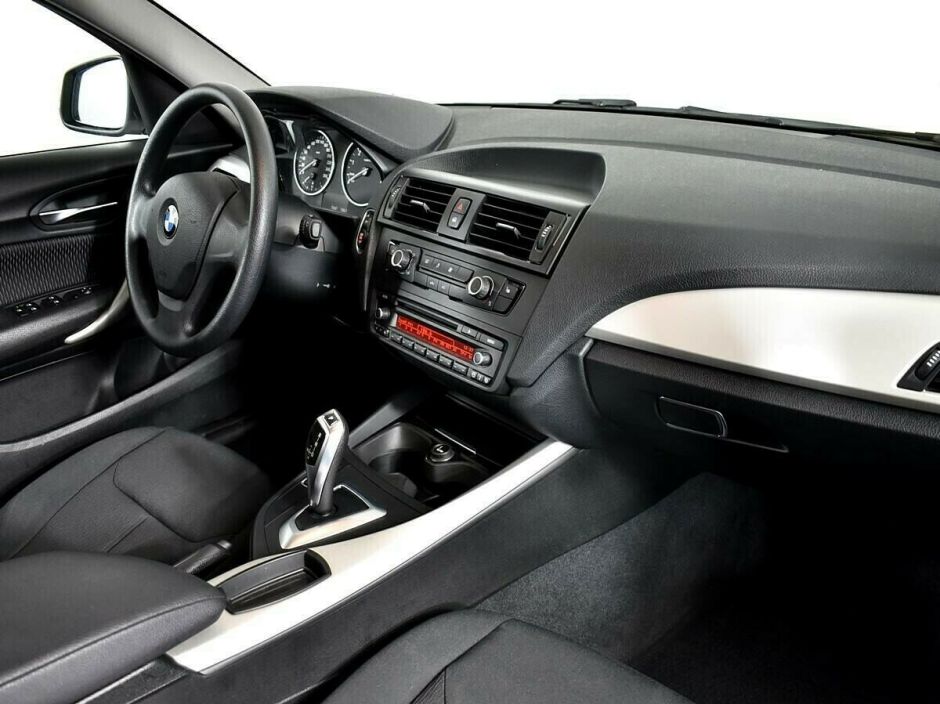 BMW 1 серии 1.6 АКПП, 2012, 134 000 км фото 5