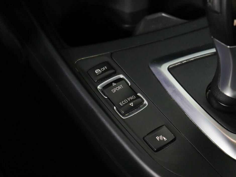 BMW 1 серии 1.6 АКПП, 2016, 94 000 км фото 8