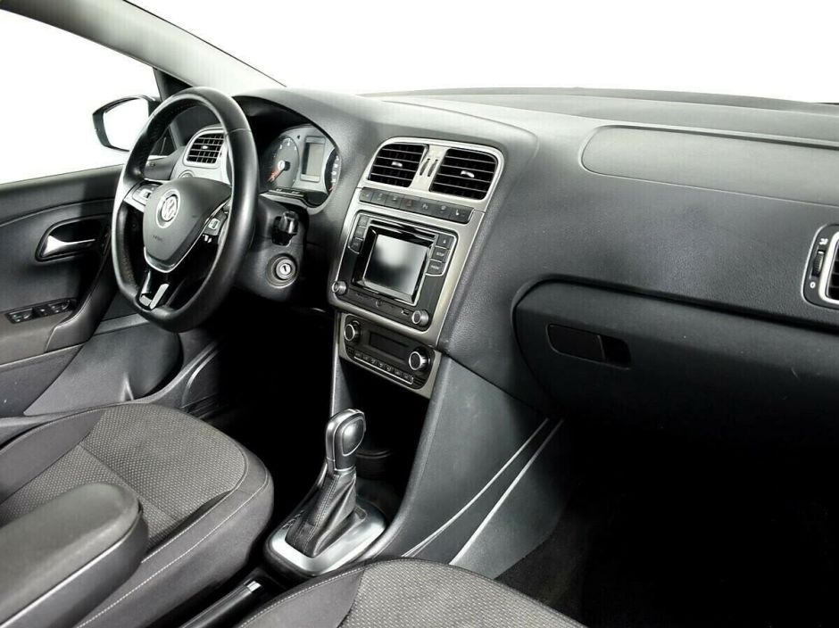 Volkswagen Polo 1.4 РКПП, 2017, 83 000 км фото 5