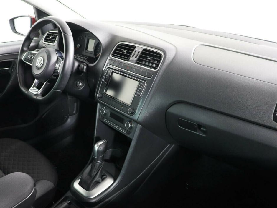 Volkswagen Polo 1.4 РКПП, 2019, 57 000 км фото 5
