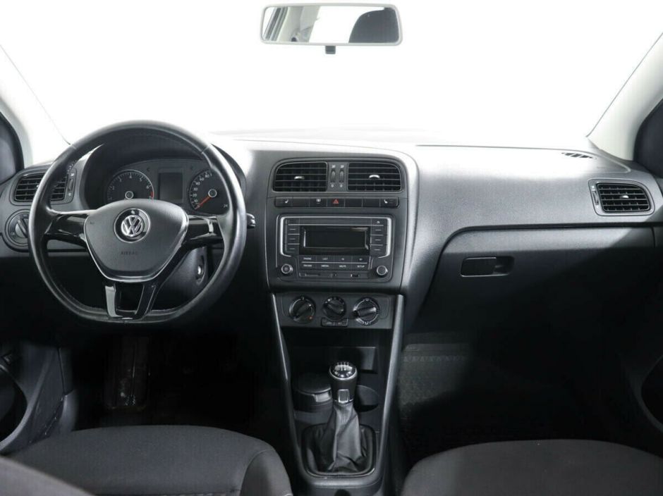 Volkswagen Polo 1.6 МКПП, 2016, 85 000 км фото 5