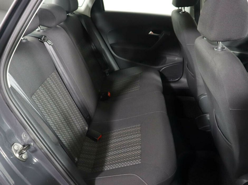 Volkswagen Polo 1.6 АКПП, 2016, 87 000 км фото 6