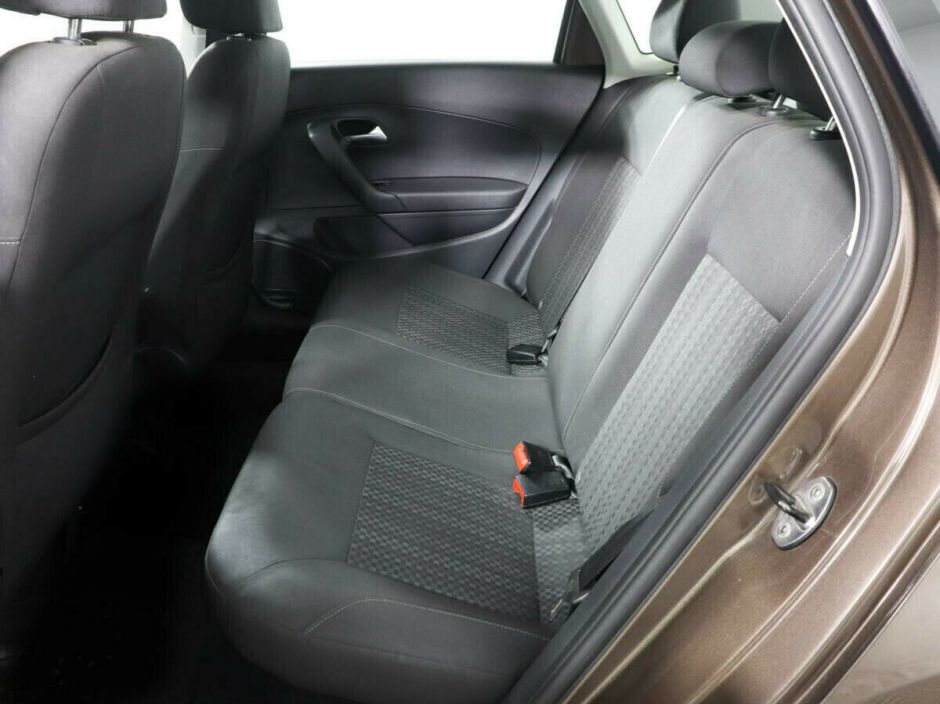 Volkswagen Polo 1.6 МКПП, 2018, 67 000 км фото 6