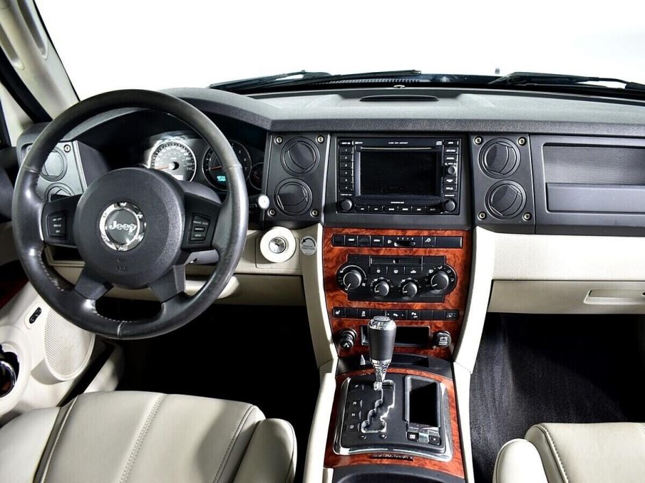 Jeep Commander 3.0 АКПП, 2007, 192 000 км фото 6