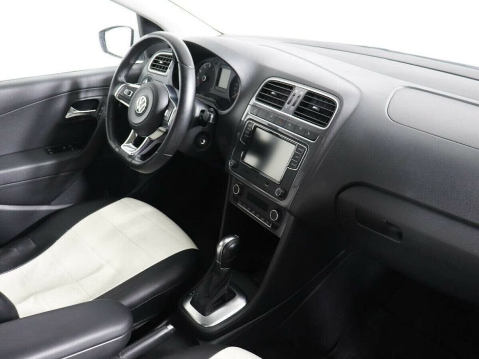 Volkswagen Polo 1.6 АКПП, 2018, 73 000 км фото 7