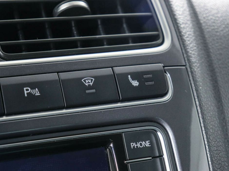 Volkswagen Polo 1.6 АКПП, 2017, 82 000 км фото 8