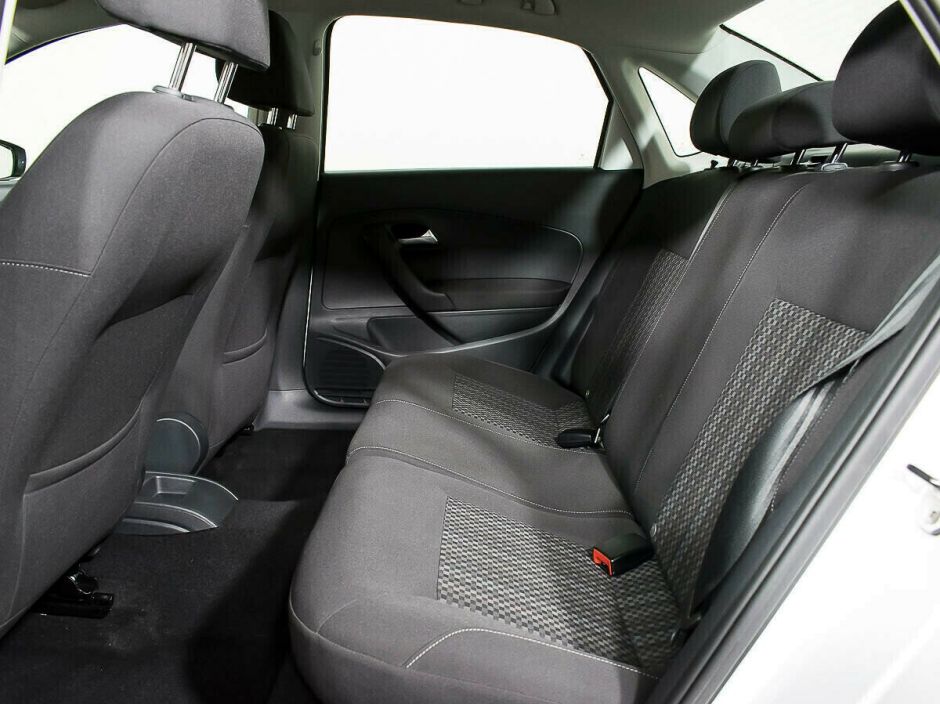 Volkswagen Polo 1.6 МКПП, 2016, 86 000 км фото 6