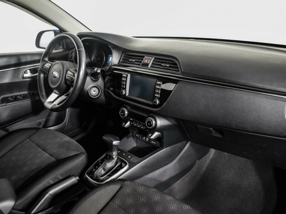 Kia Rio 1.6 АКПП, 2018, 74 000 км фото 6