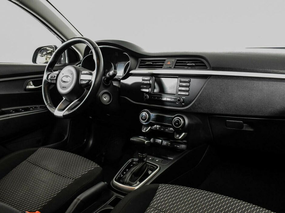 Kia Rio 1.6 АКПП, 2017, 74 000 км фото 5