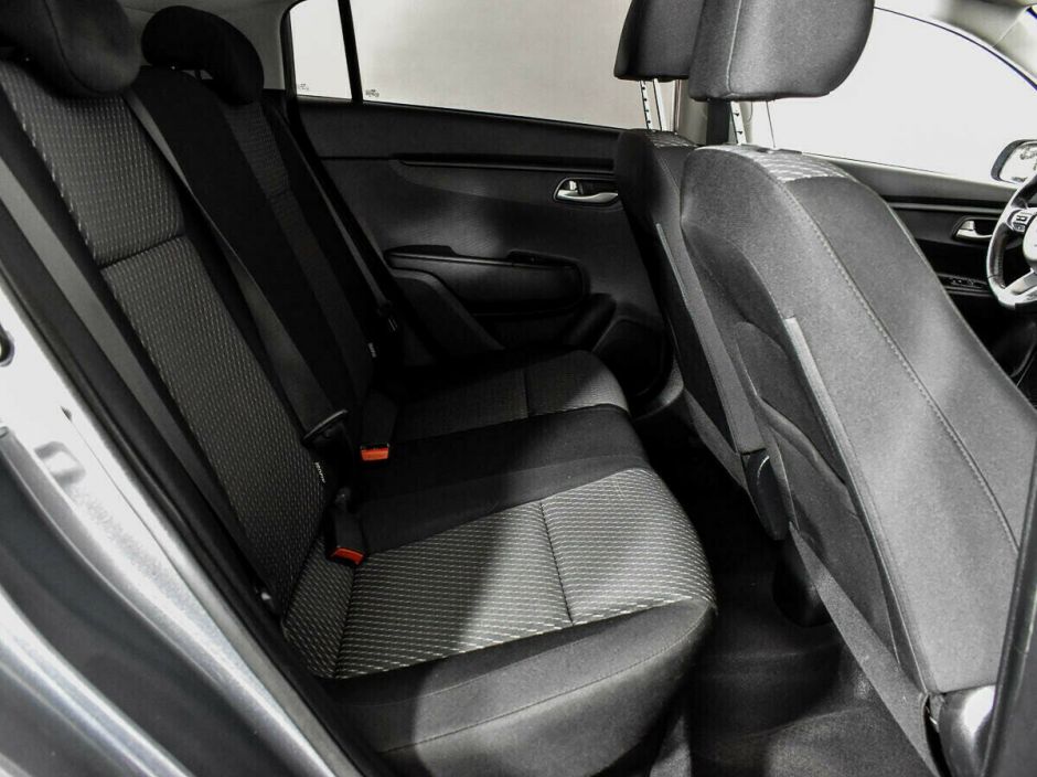 Kia Rio 1.6 АКПП, 2017, 74 000 км фото 7