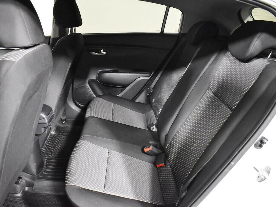 Kia Rio 1.6 АКПП, 2017, 75 000 км фото 6