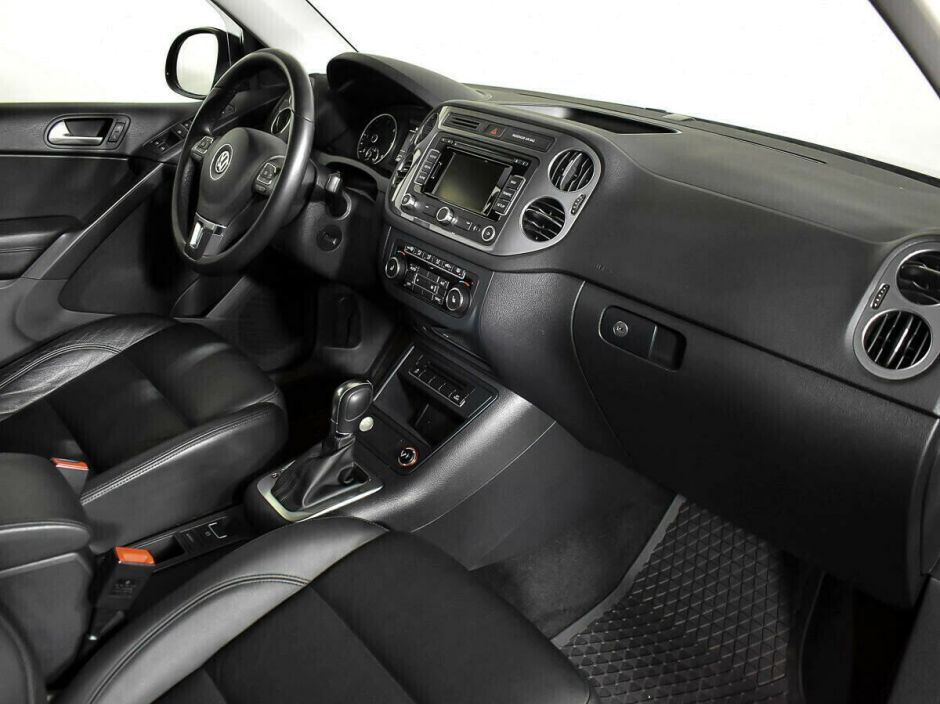 Volkswagen Tiguan 2.0 АКПП, 2012, 144 000 км фото 10