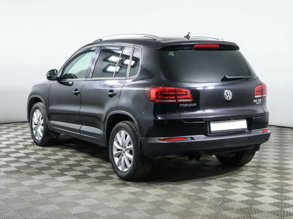Volkswagen Tiguan 2.0 АКПП, 2013, 130 000 км фото 3