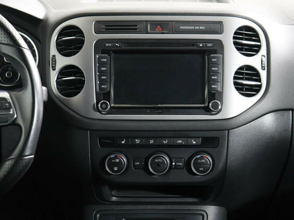 Volkswagen Tiguan 2.0 АКПП, 2013, 130 000 км фото 7