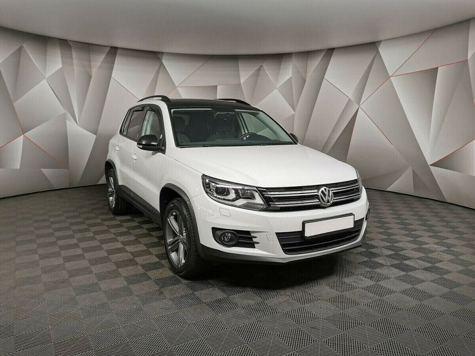 Volkswagen Tiguan 2.0 АКПП, 2013, 124 000 км фото 2
