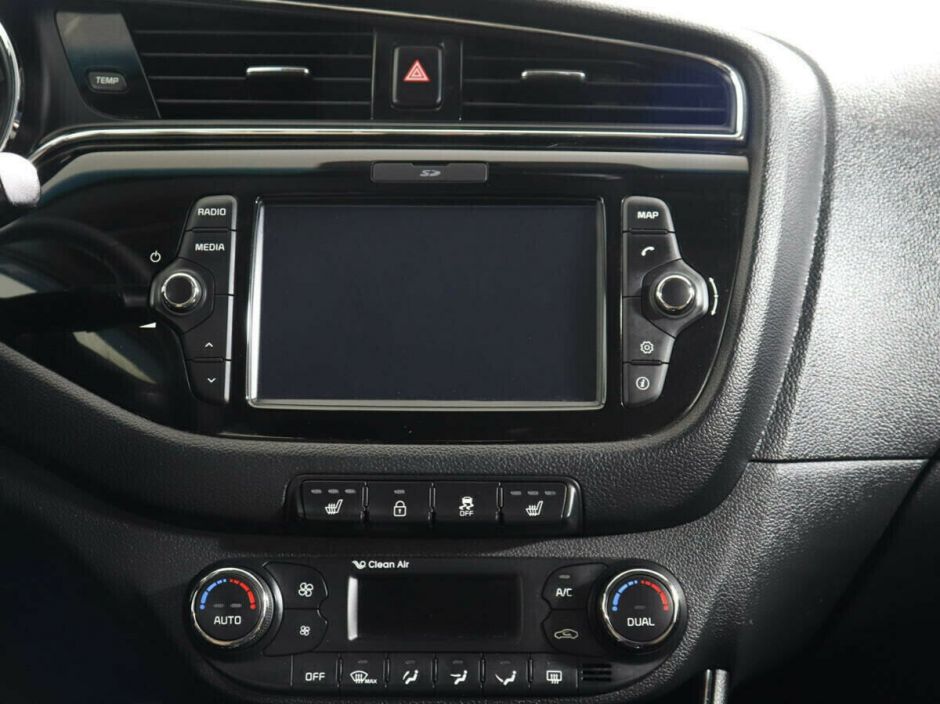 Kia Ceed 1.6 РКПП, 2018, 65 000 км фото 11