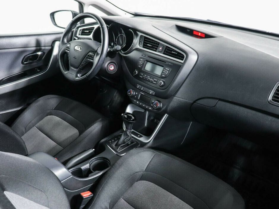 Kia Ceed 1.6 АКПП, 2015, 105 000 км фото 10