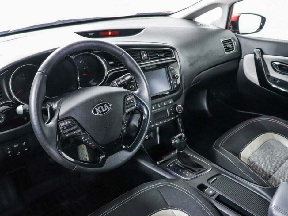 Kia Ceed 1.6 РКПП, 2017, 76 000 км фото 7