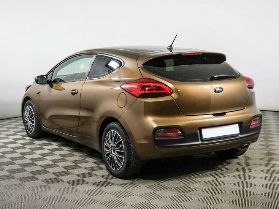 Kia Ceed 1.6 МКПП, 2015, 97 000 км фото 4