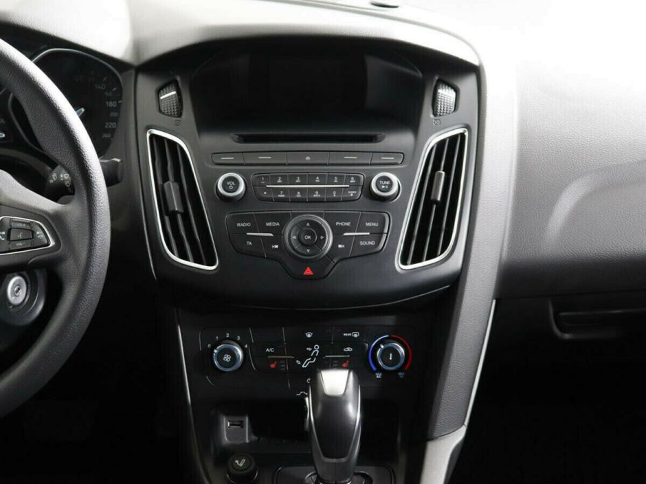 Ford Focus 1.6 РКПП, 2018, 62 000 км фото 9