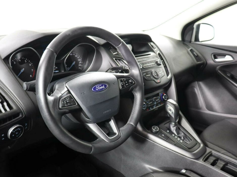Ford Focus 1.6 РКПП, 2019, 56 000 км фото 8