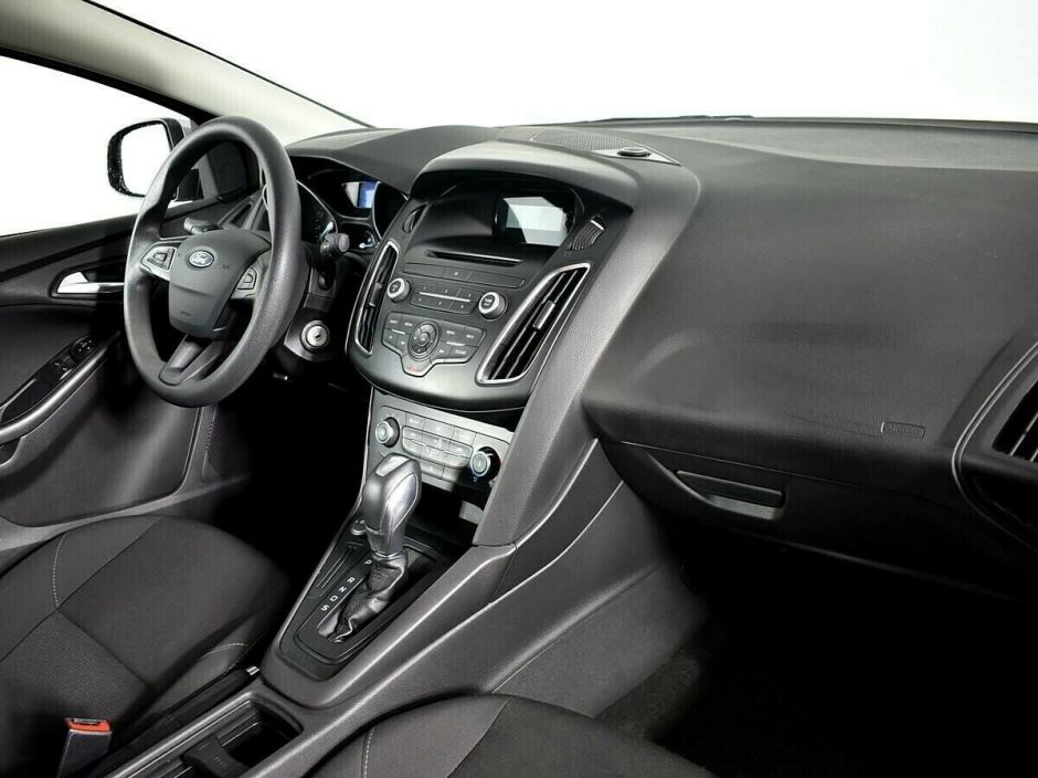 Ford Focus 1.6 РКПП, 2015, 96 000 км фото 5