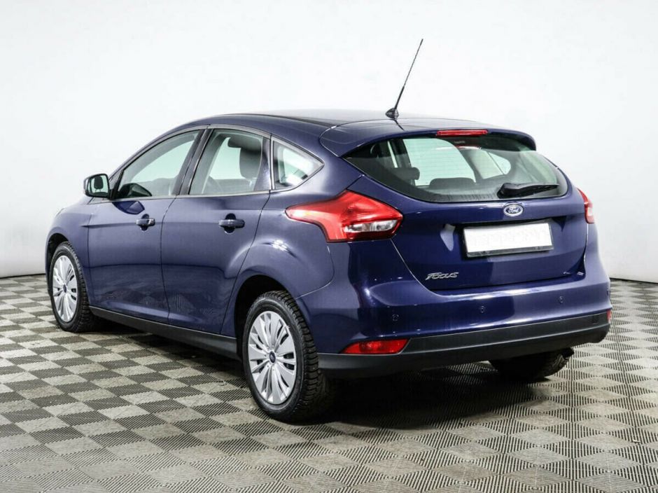 Ford Focus 1.6 РКПП, 2015, 99 000 км фото 3
