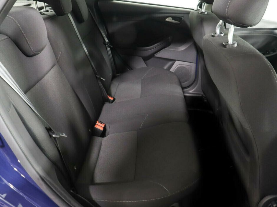Ford Focus 1.6 РКПП, 2015, 99 000 км фото 6