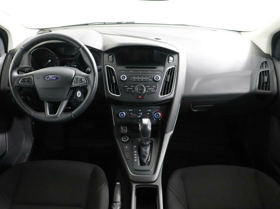 Ford Focus 1.6 РКПП, 2015, 99 000 км фото 8