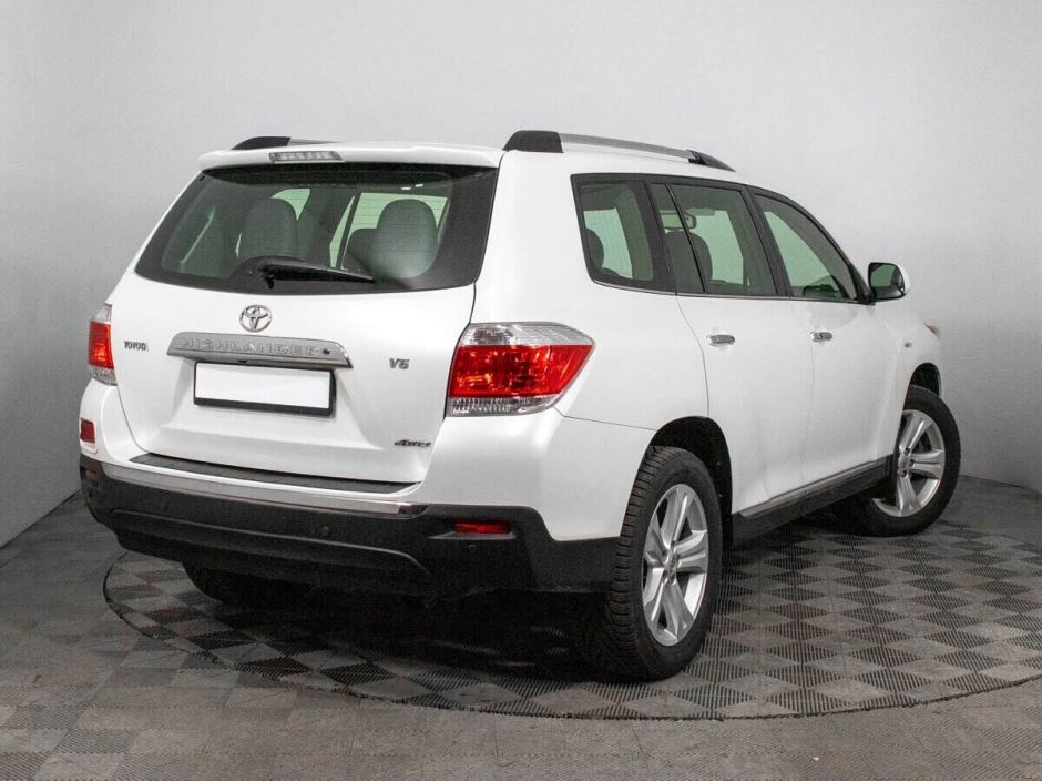 Toyota Highlander 3.5 АКПП, 2012, 137 000 км фото 2