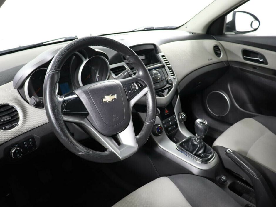 Chevrolet Cruze 1.6 МКПП, 2012, 138 000 км фото 8