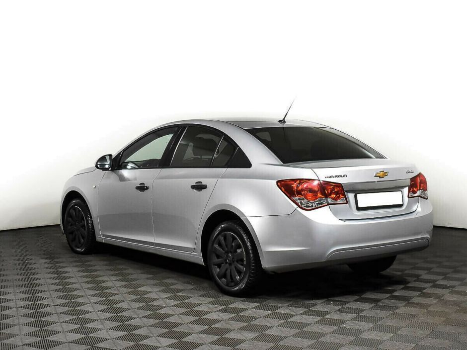 Chevrolet Cruze 1.6 АКПП, 2012, 135 000 км фото 3