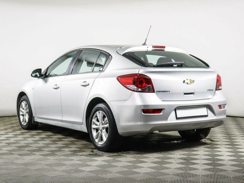Chevrolet Cruze 1.6 АКПП, 2013, 126 000 км фото 3