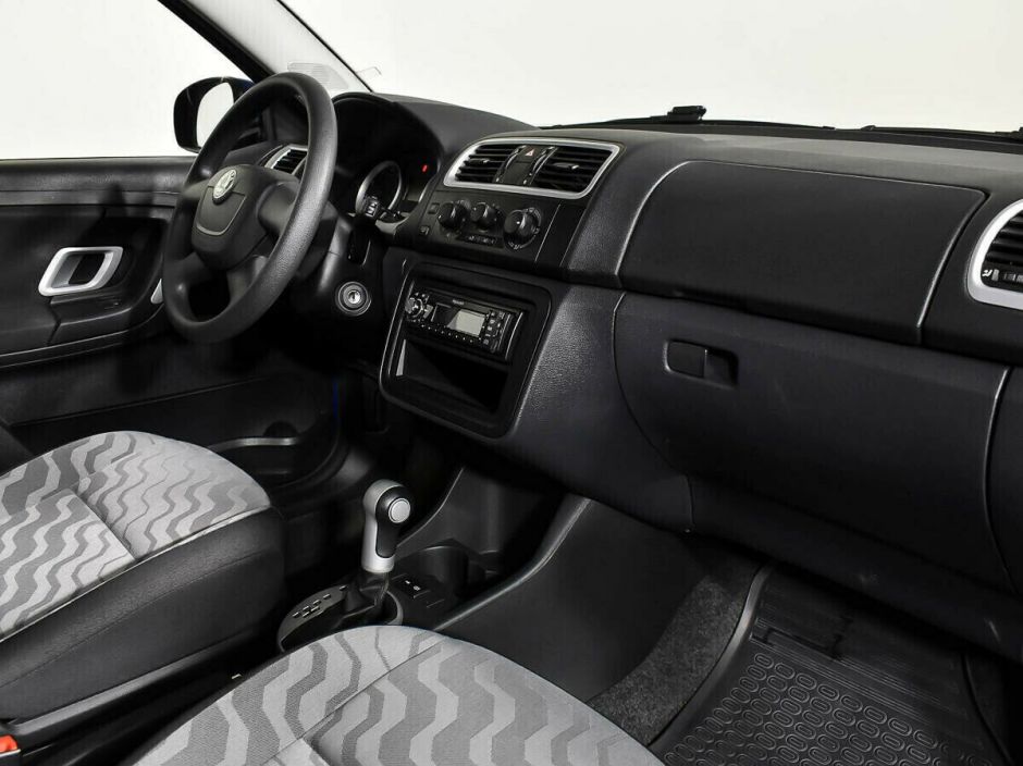 Skoda Fabia 1.6 АКПП, 2009, 168 000 км фото 9