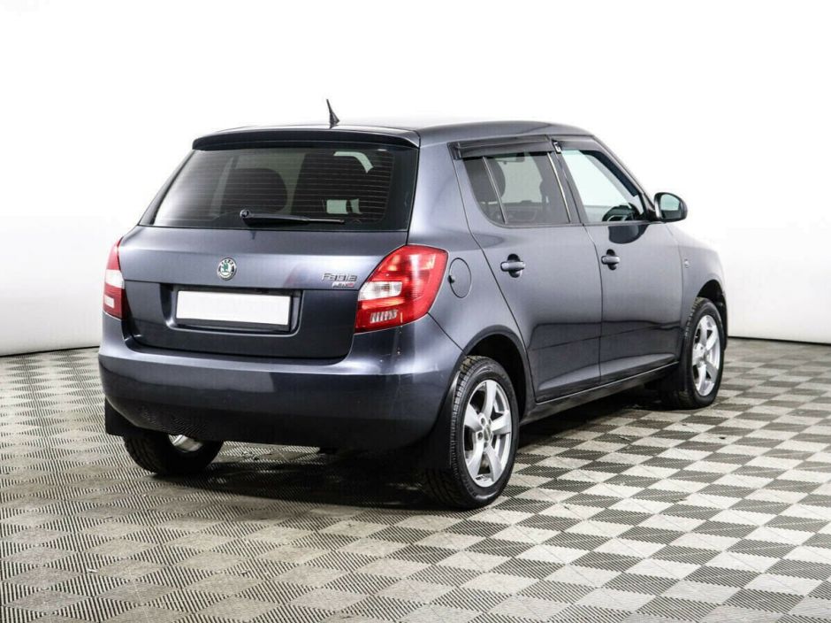 Skoda Fabia 1.6 АКПП, 2009, 171 000 км фото 3