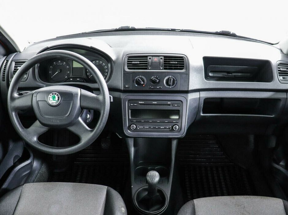 Skoda Fabia 1.2 МКПП, 2012, 141 000 км фото 5