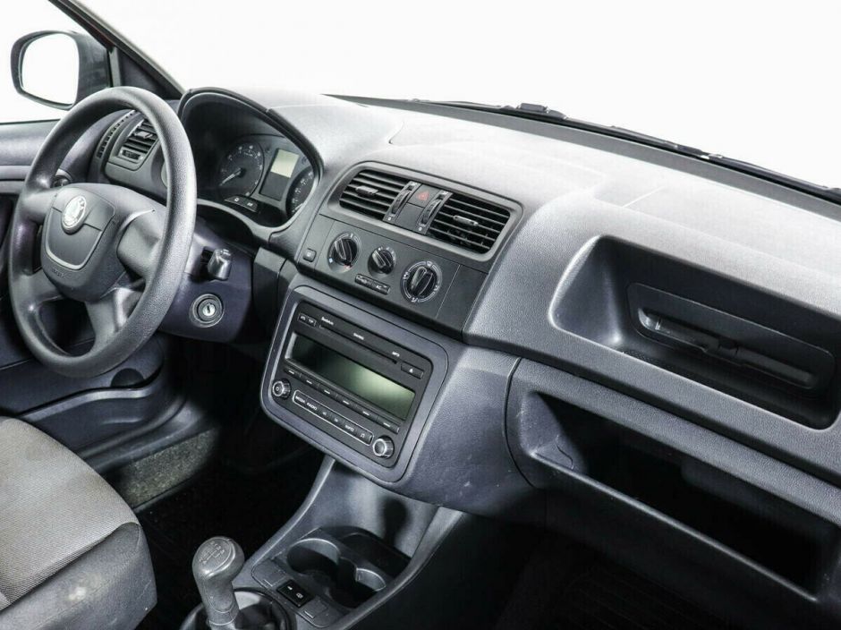 Skoda Fabia 1.2 МКПП, 2012, 141 000 км фото 8