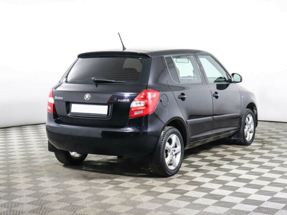 Skoda Fabia 1.6 АКПП, 2013, 120 000 км фото 4