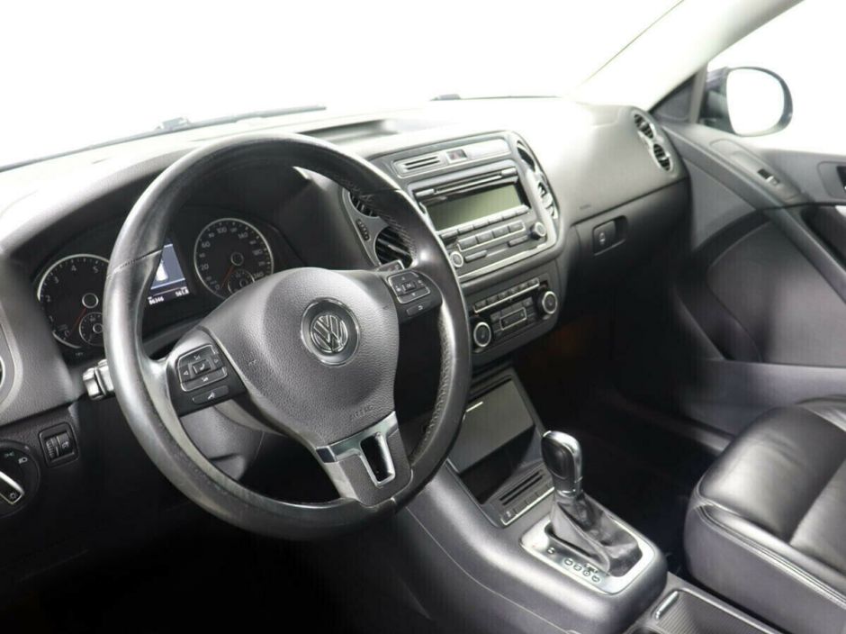 Volkswagen Tiguan 2.0 АКПП, 2013, 134 000 км фото 6
