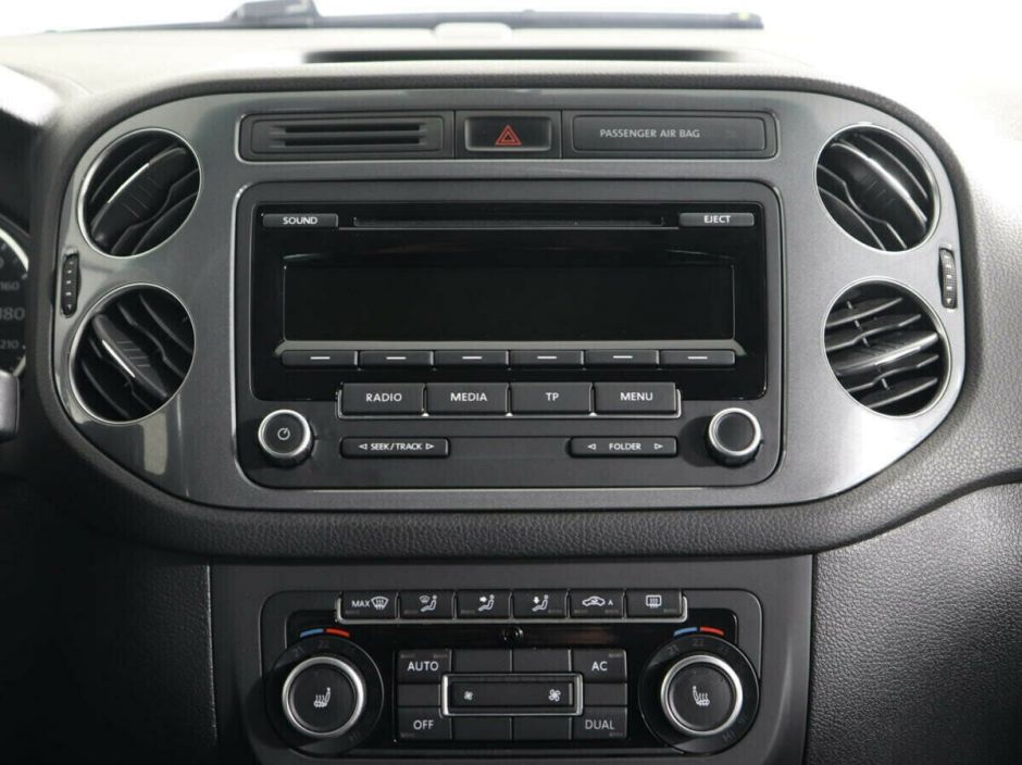 Volkswagen Tiguan 2.0 АКПП, 2013, 134 000 км фото 10