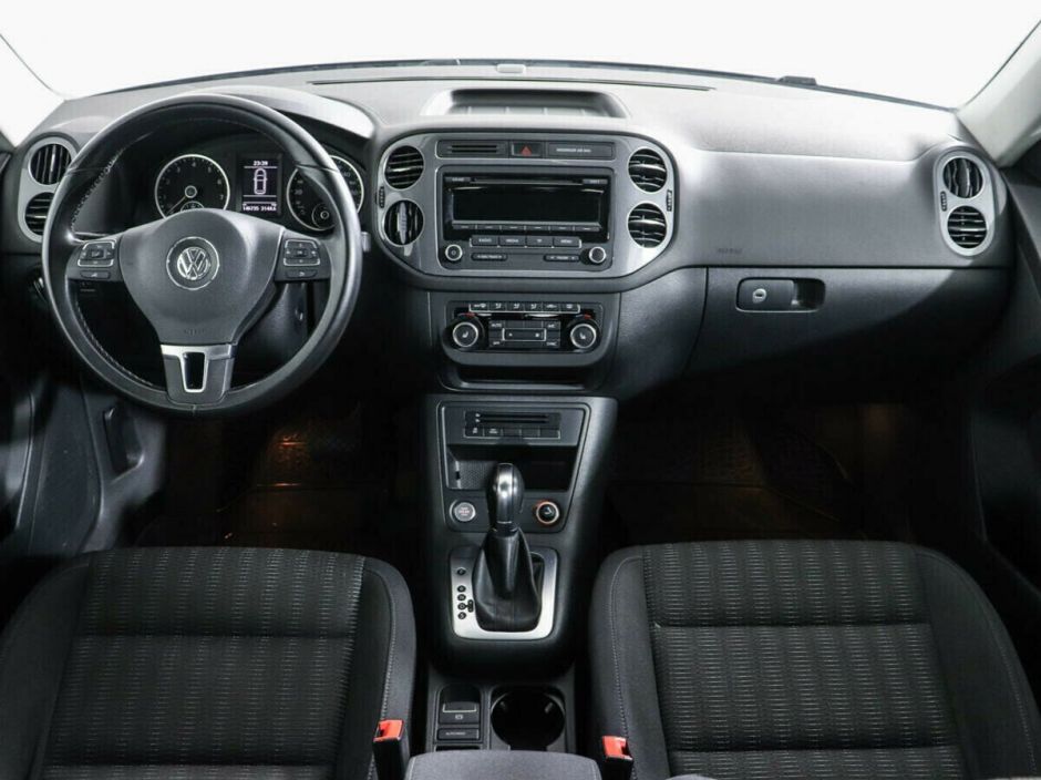 Volkswagen Tiguan 2.0 АКПП, 2012, 133 000 км фото 6