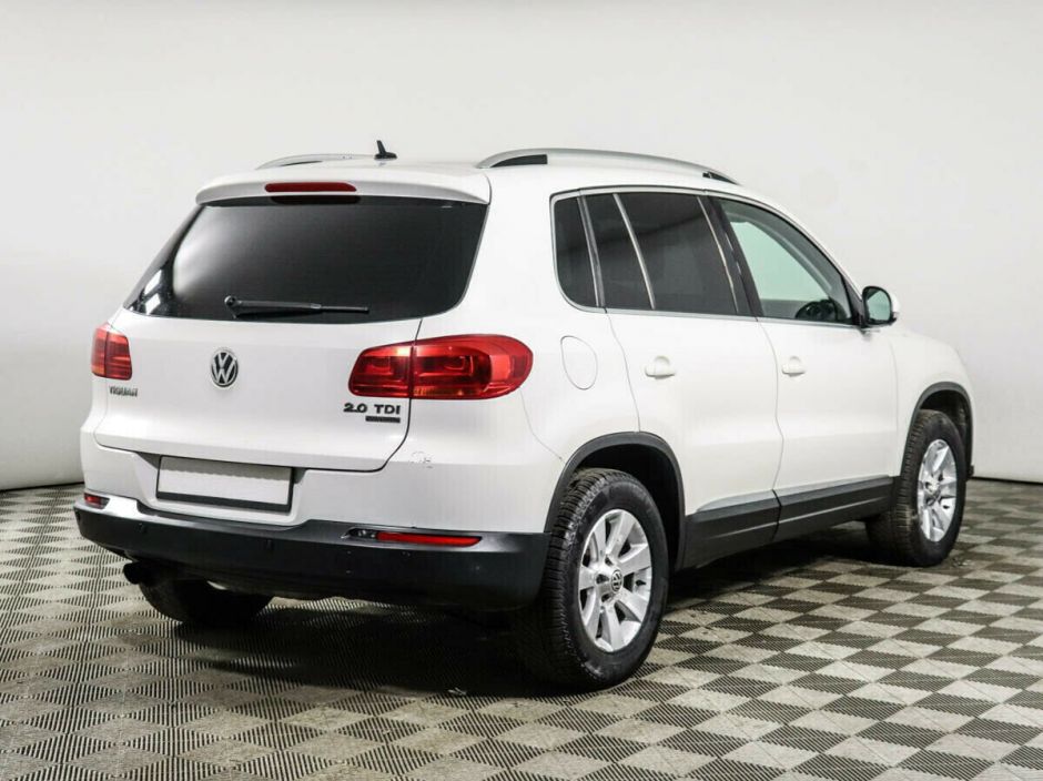 Volkswagen Tiguan 2.0 АКПП, 2013, 132 000 км фото 2