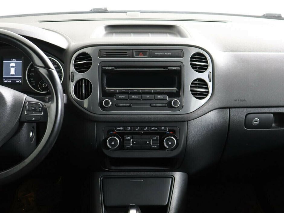 Volkswagen Tiguan 2.0 АКПП, 2013, 132 000 км фото 6