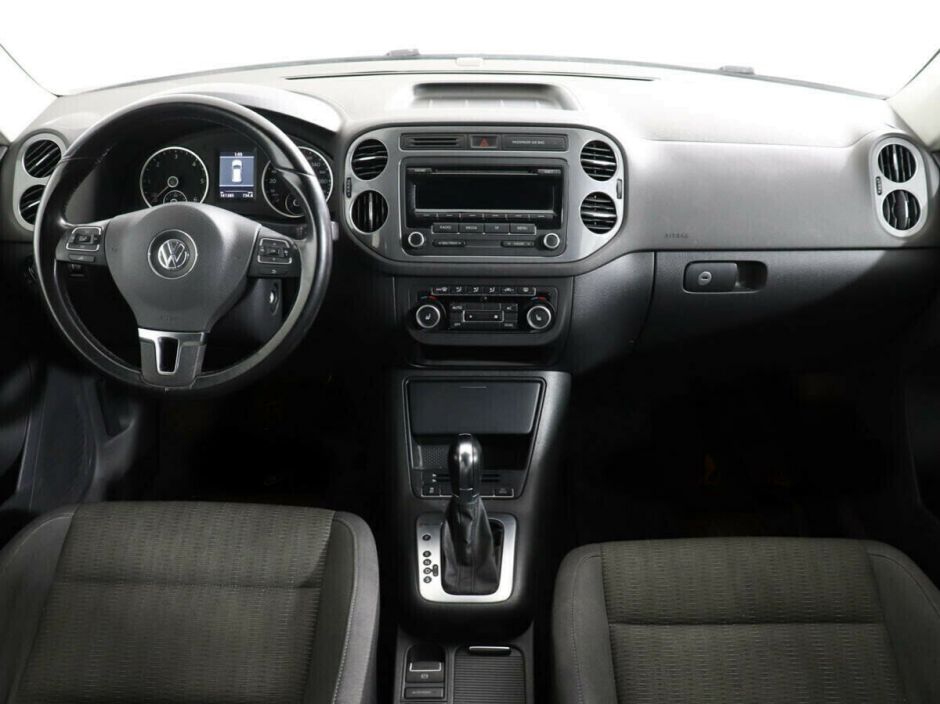 Volkswagen Tiguan 2.0 АКПП, 2013, 132 000 км фото 7